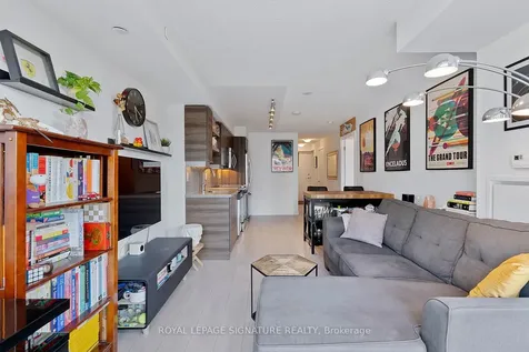 525 Adelaide Street W Toronto ON M5V 1T6