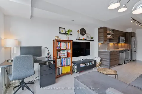 525 Adelaide Street W Toronto ON M5V 1T6