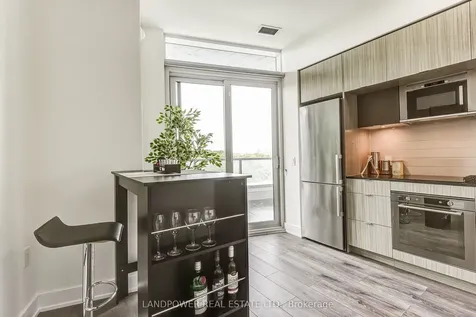 585 Bloor Street E Toronto ON M4W 0B3