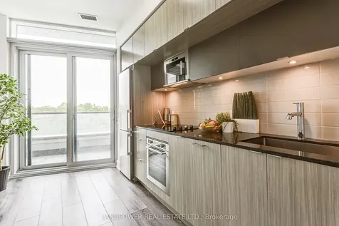 585 Bloor Street E Toronto ON M4W 0B3