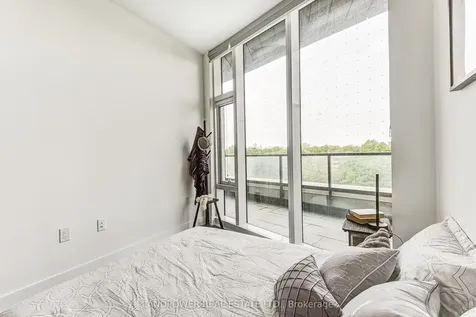 585 Bloor Street E Toronto ON M4W 0B3