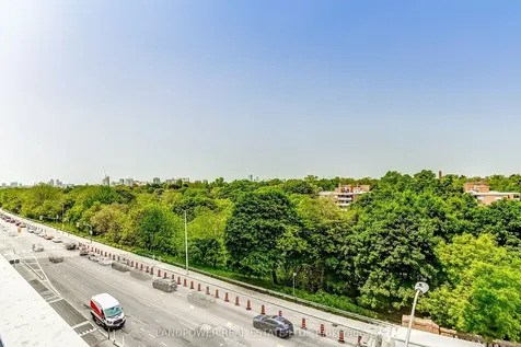 585 Bloor Street E Toronto ON M4W 0B3