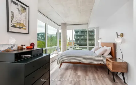 50 Camden Street Toronto ON M5V 3N1