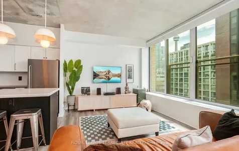 50 Camden Street Toronto ON M5V 3N1