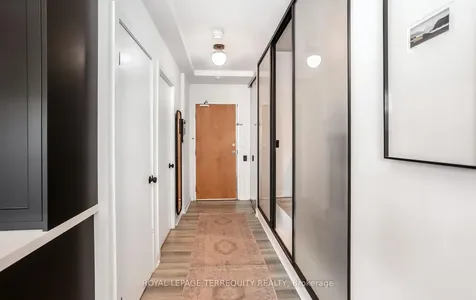 50 Camden Street Toronto ON M5V 3N1