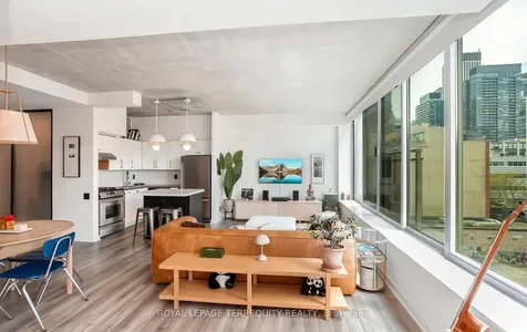 50 Camden Street Toronto ON M5V 3N1