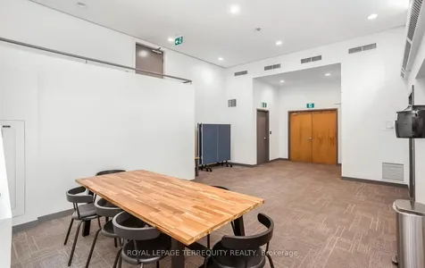 50 Camden Street Toronto ON M5V 3N1