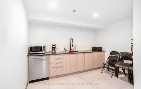 50 Camden Street Toronto ON M5V 3N1