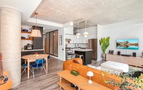 50 Camden Street Toronto ON M5V 3N1