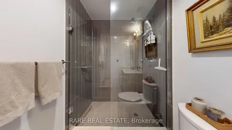 120 Bayview Avenue Toronto ON M5A 0G4