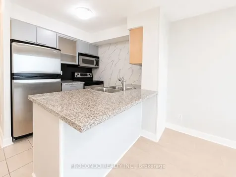 18 Harrison Garden Boulevard Toronto ON M2N 7J7