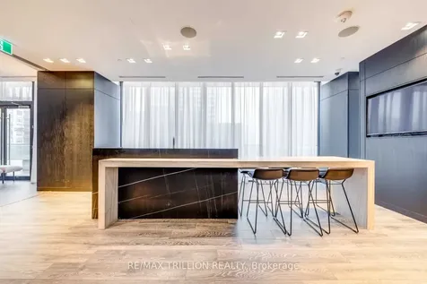 8 Eglinton Avenue E Toronto ON M4P 0C1