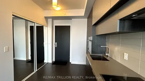 8 Eglinton Avenue E Toronto ON M4P 0C1