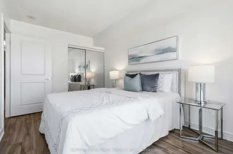 35 Bales Avenue Toronto ON M2N 7L7