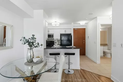 35 Bales Avenue Toronto ON M2N 7L7