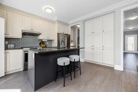 57 Kenneth Wood Crescent Toronto ON M2N 0K3