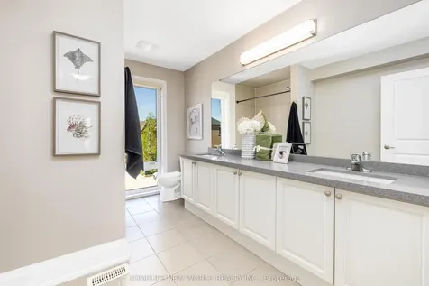 57 Kenneth Wood Crescent Toronto ON M2N 0K3