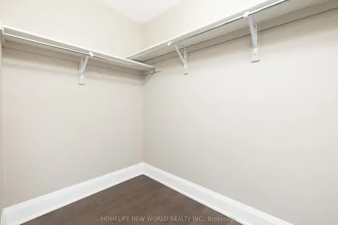 57 Kenneth Wood Crescent Toronto ON M2N 0K3