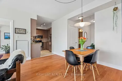 90 Stadium Road Toronto ON M5V 3W5
