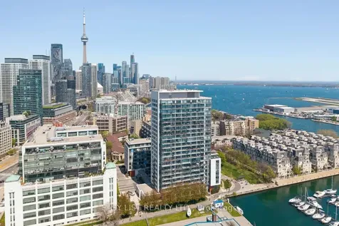 90 Stadium Road Toronto ON M5V 3W5