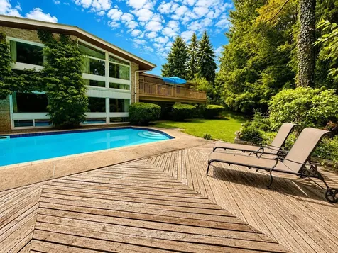 31 Janus Court Toronto ON M2H 1S3