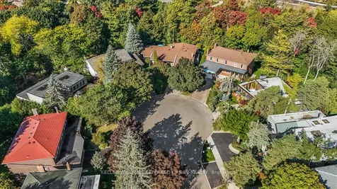 31 Janus Court Toronto ON M2H 1S3