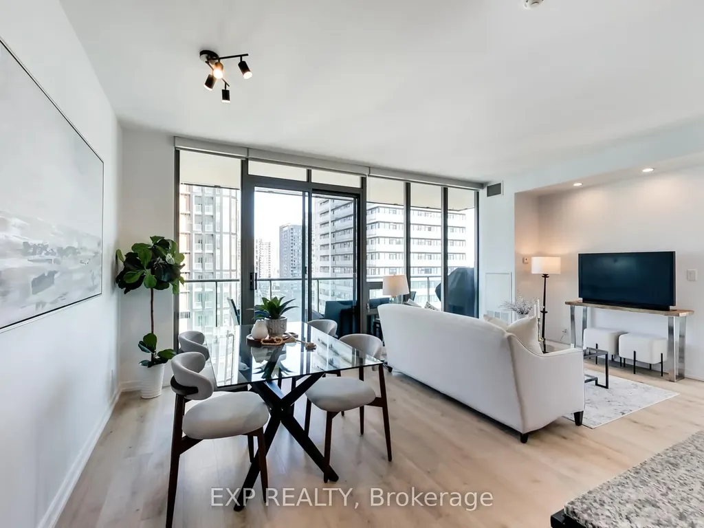 33 Lombard Street Toronto ON M5C 3H8