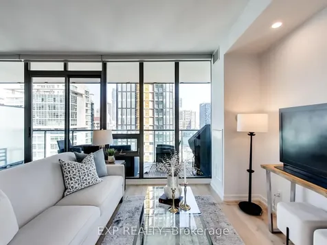 33 Lombard Street Toronto ON M5C 3H8