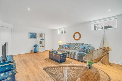 96 Elvaston Drive Toronto ON M4A 1N6
