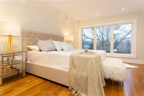 184 Mcrae Drive Toronto ON M4G 1T1