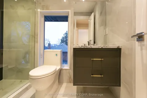 184 Mcrae Drive Toronto ON M4G 1T1