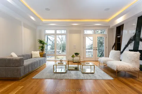 184 Mcrae Drive Toronto ON M4G 1T1