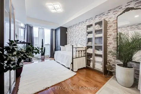 4200 Bathurst Street Toronto ON M3H 3R1