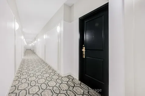 4200 Bathurst Street Toronto ON M3H 3R1
