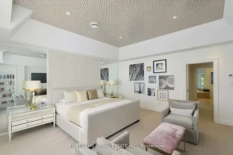 34 Forest Ridge Drive Toronto ON M6B 1H3