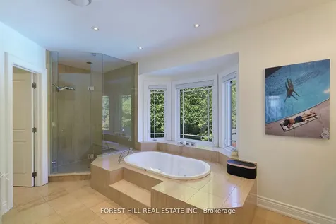 34 Forest Ridge Drive Toronto ON M6B 1H3