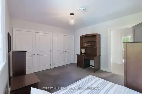 34 Forest Ridge Drive Toronto ON M6B 1H3