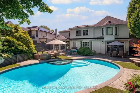34 Forest Ridge Drive Toronto ON M6B 1H3