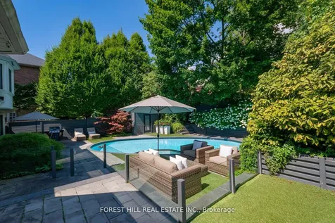 34 Forest Ridge Drive Toronto ON M6B 1H3