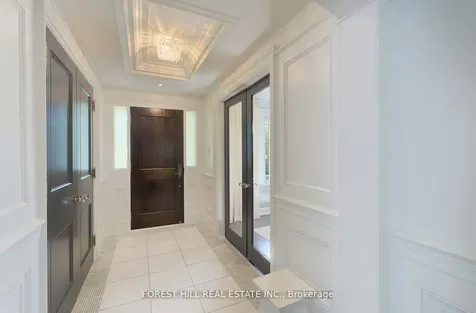 34 Forest Ridge Drive Toronto ON M6B 1H3