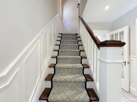 29 Tarlton Road Toronto ON M5P 2M6