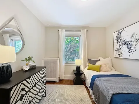 29 Tarlton Road Toronto ON M5P 2M6