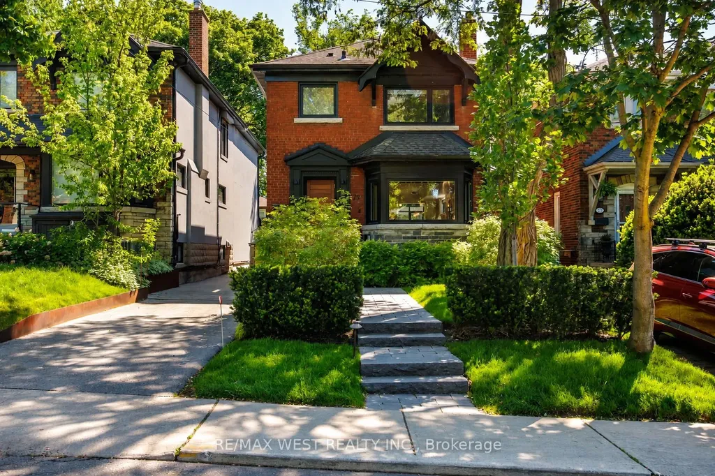 79 Elmsthorpe Avenue Toronto ON M5P 2L8