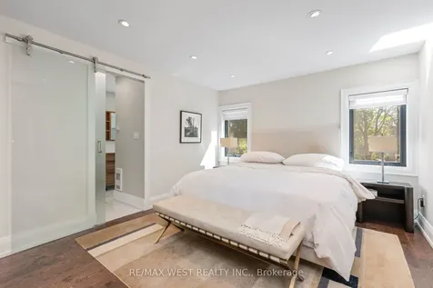 79 Elmsthorpe Avenue Toronto ON M5P 2L8