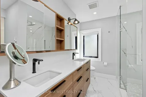 79 Elmsthorpe Avenue Toronto ON M5P 2L8