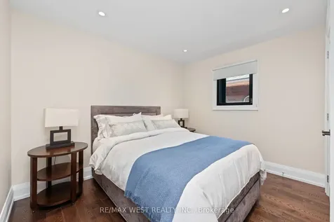 79 Elmsthorpe Avenue Toronto ON M5P 2L8