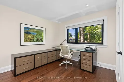 79 Elmsthorpe Avenue Toronto ON M5P 2L8