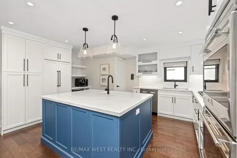 79 Elmsthorpe Avenue Toronto ON M5P 2L8
