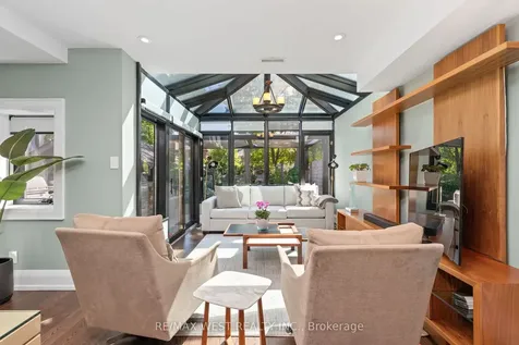 79 Elmsthorpe Avenue Toronto ON M5P 2L8