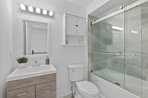 262 St Helens Avenue Toronto ON M6H 4A4